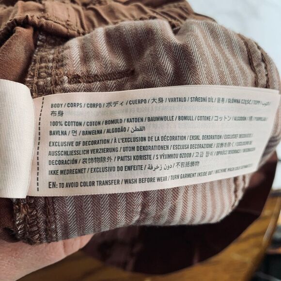 Abercrombie & Fitch Paper Bag Shorts Rust Brown | XS - Picture 5 of 8